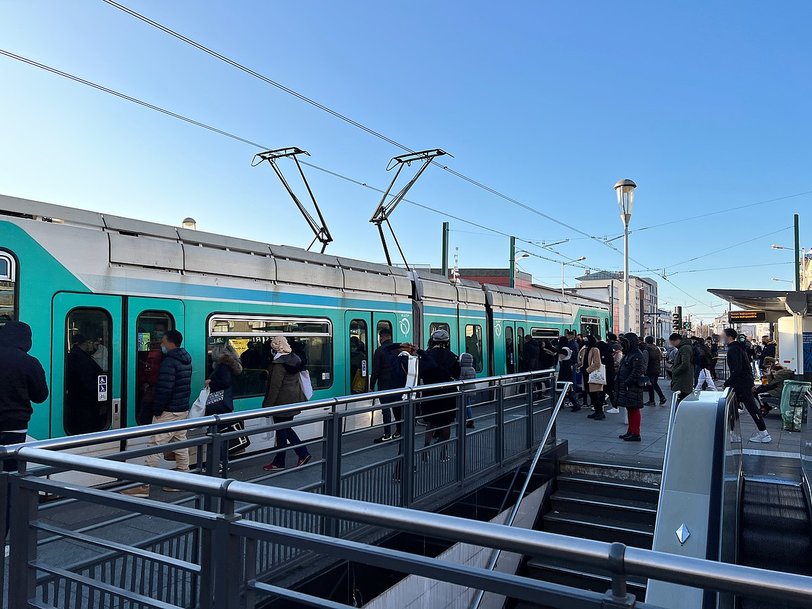 LIGNE 8 : 5 MESURES IMMÉDIATES POUR REDRESSER LA PERFORMANCE DE LA LIGNE